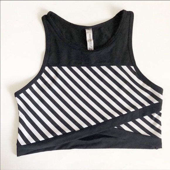 Lorna Jane Tops - Lorna Jane Stripped Cropped Top